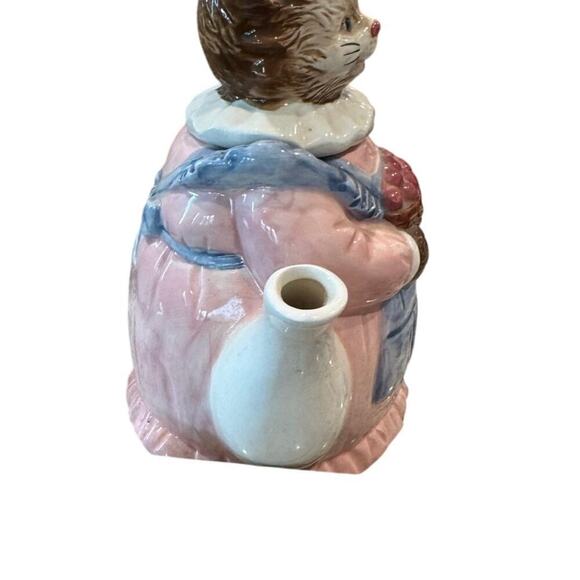 Vintage Decorative Ceramic Cat Teapot Mother Cat With Apron Basket Apples Kitsch - Picture 10 of 10